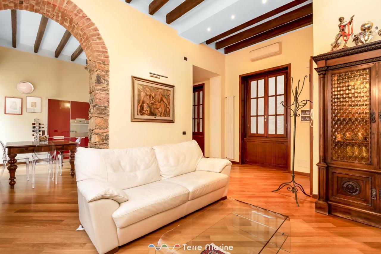 Apartament Gallery 22, Terremarine La Spezia Zewnętrze zdjęcie