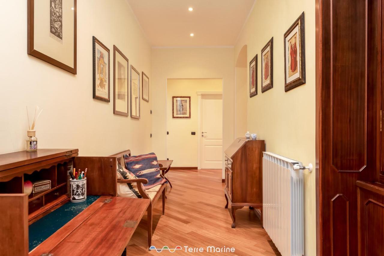 Apartament Gallery 22, Terremarine La Spezia Zewnętrze zdjęcie